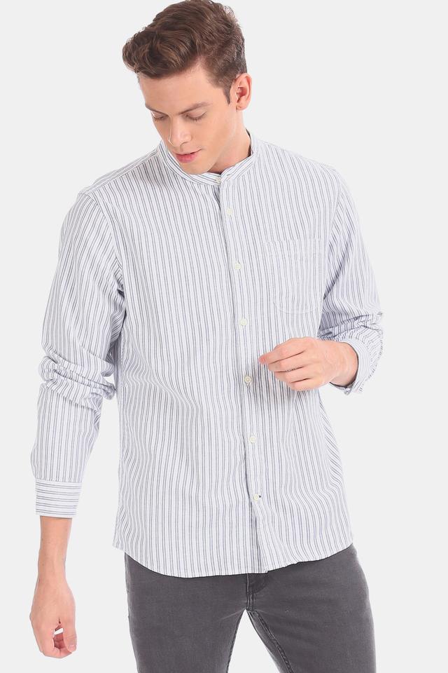 Gap blue and white striped clearance shirt