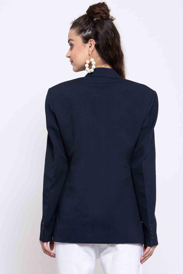 Round neck with on sale blazer