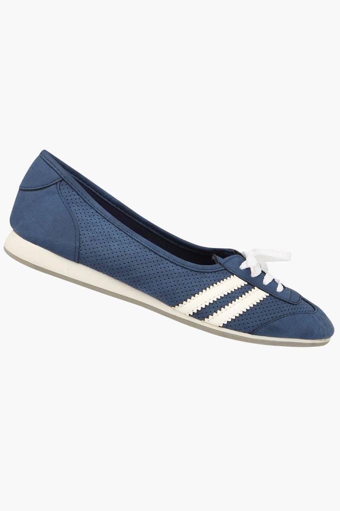 Laceless canvas best sale shoes ladies