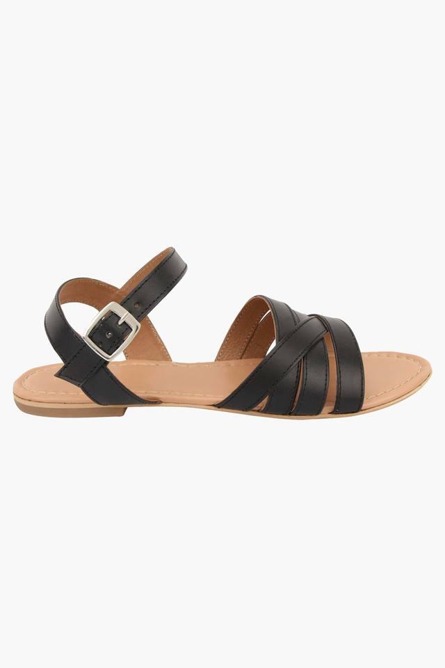 Womens strappy best sale flip flops