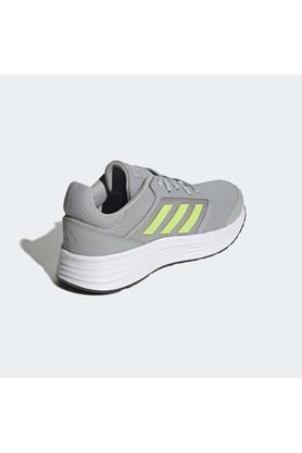 Mens sport shoes hot sale under 5