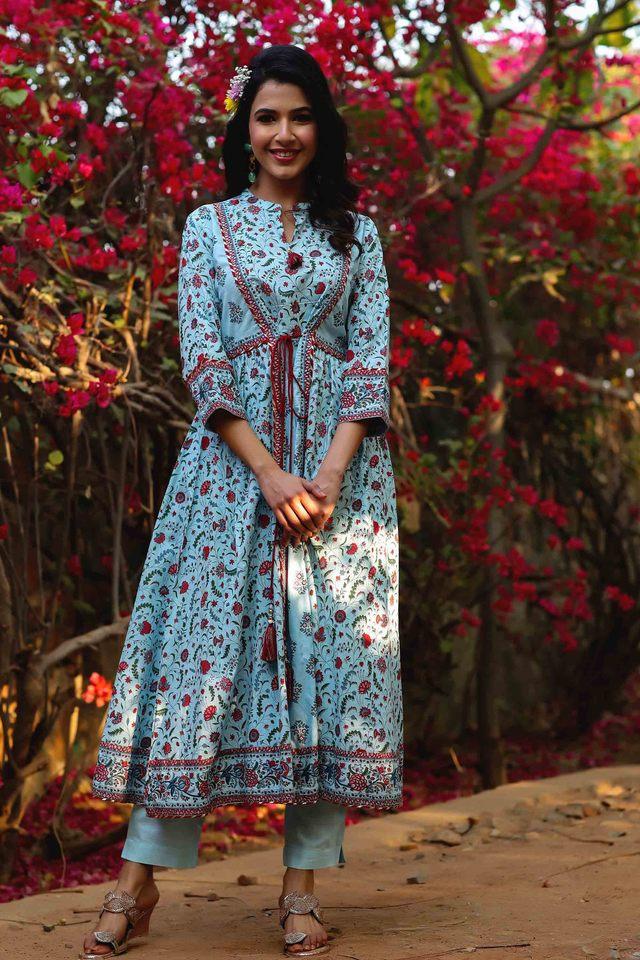 Buy JUNIPER Blue Floral Mandarin Neck Cambric Flared Women's Kurta