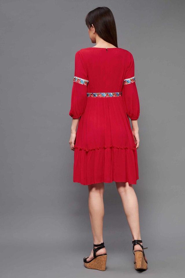 Misses red outlet dresses