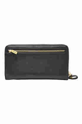 Fossil liza clutch hot sale