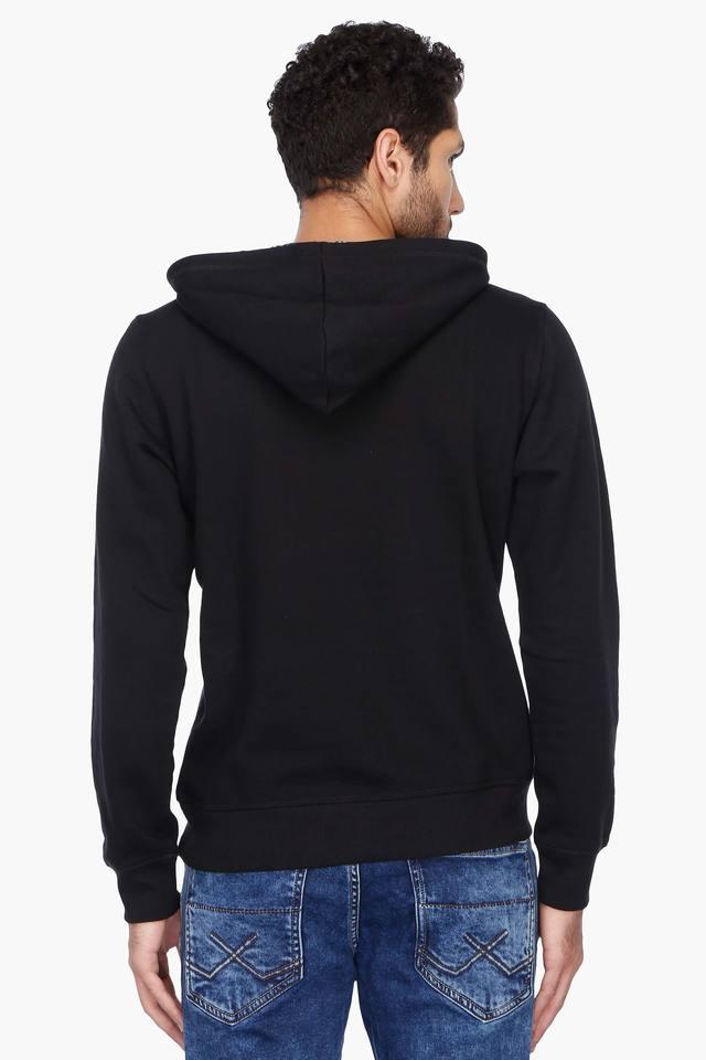 Flying machine outlet pullover