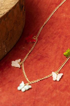 Missguided deals butterfly necklace