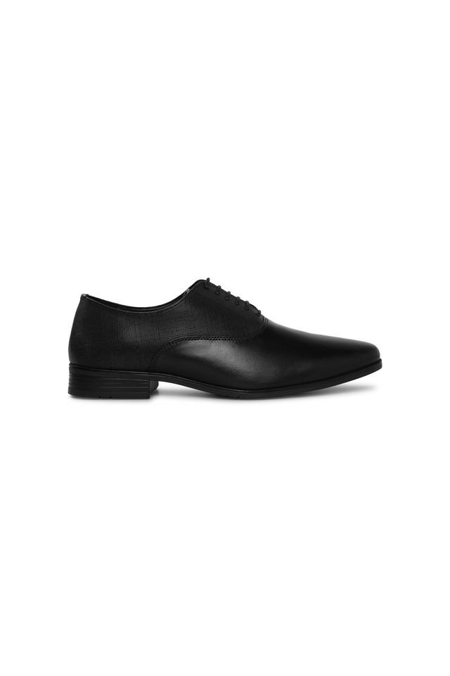 Red tape genuine leather on sale shoes