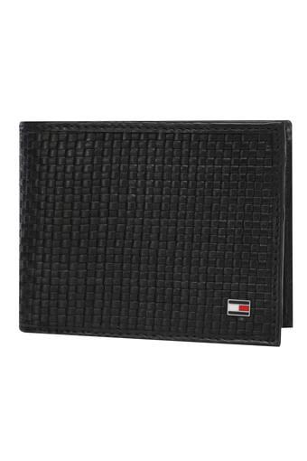 tommy hilfiger black wallet
