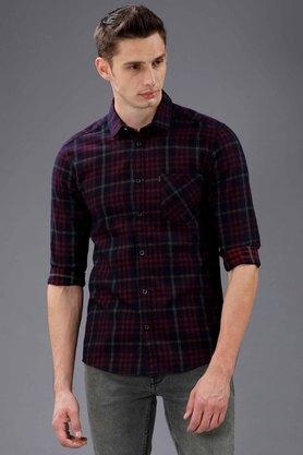 Red hot sale jeans shirt