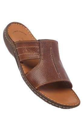 Clarks men's slip on leather online slippers