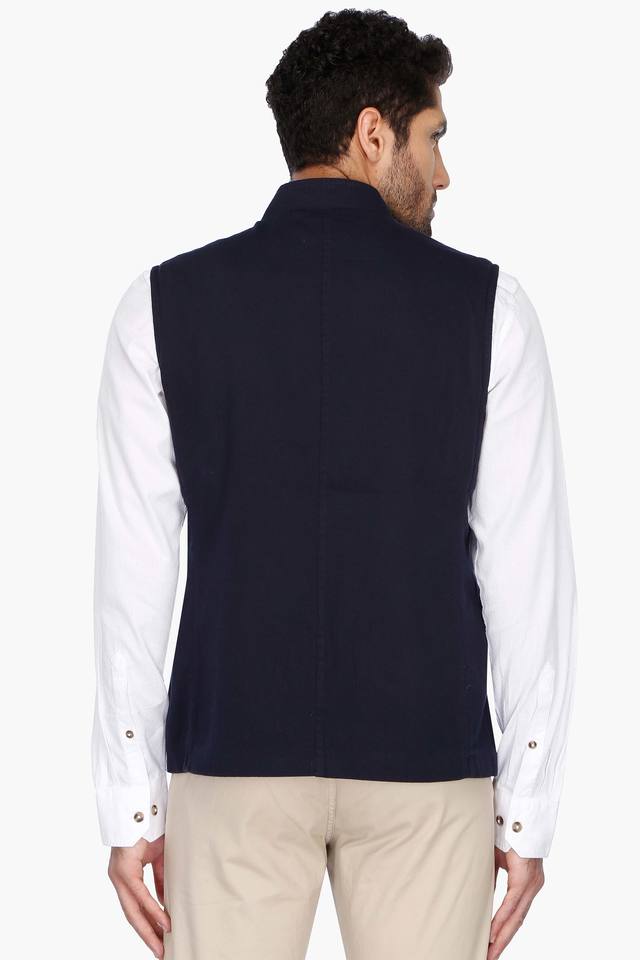 Lucknowi Heavy Chikankaari Off-White Nehru Jacket With Kurta Pajama Se –  Rajanyas