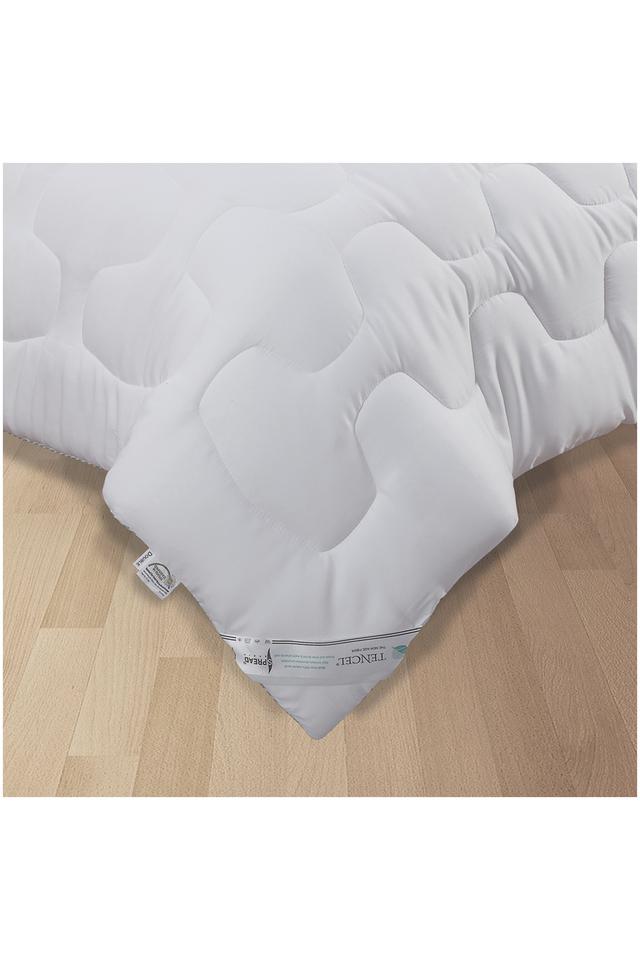 Buy SPREAD Lightweight Tencel Lyocell Fibre Filling Summer AC Quilt