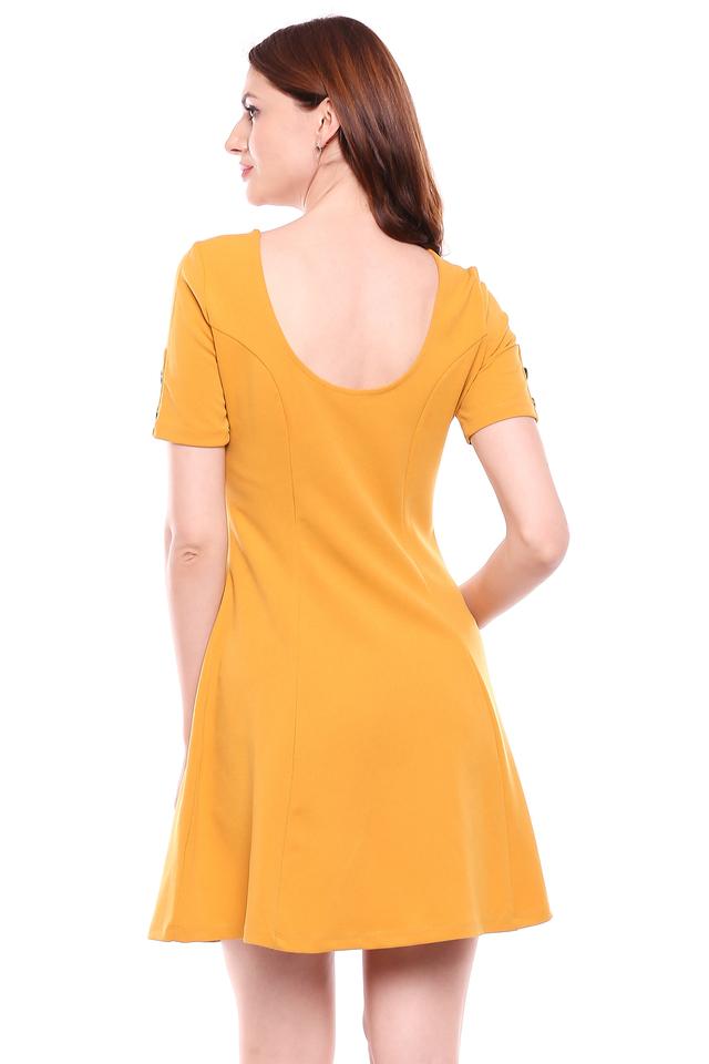 COVER STORY -  Mustard Dresses - Main