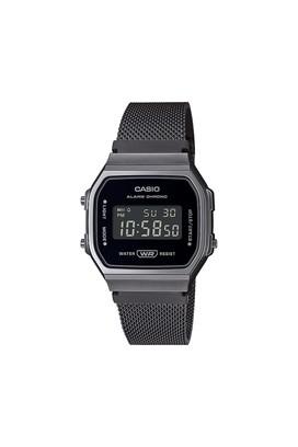 Black retro best sale casio watch