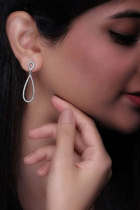 Anushka deals sharma earrings