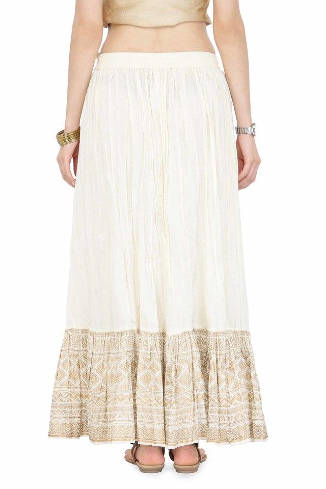 PLAIN PLEATED SKIRT FABRIC at Rs 75/piece in Surat