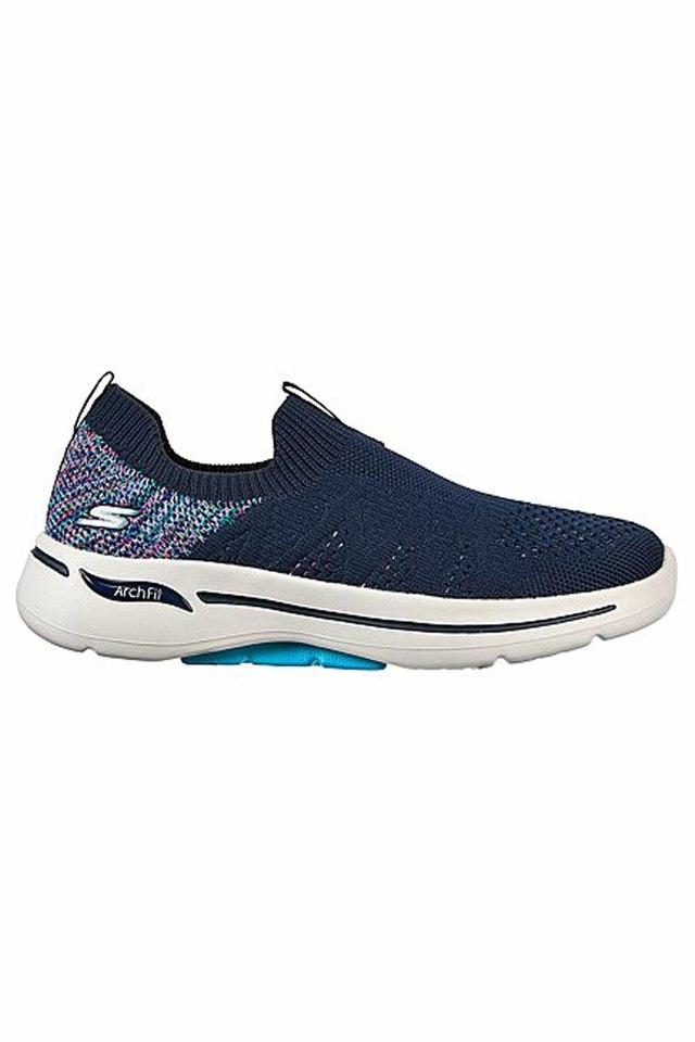 Skechers knit hotsell slip on shoes