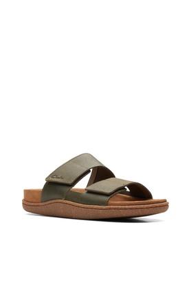 Clarks hotsell green sandals