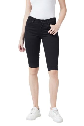 black denim capris