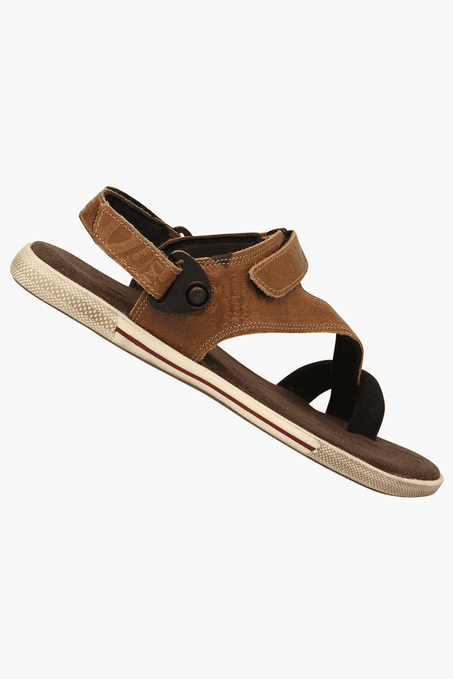 Woodland Camel Sandals GD 1608114 at Rs 2895/pair in Navi Mumbai | ID:  17204720512