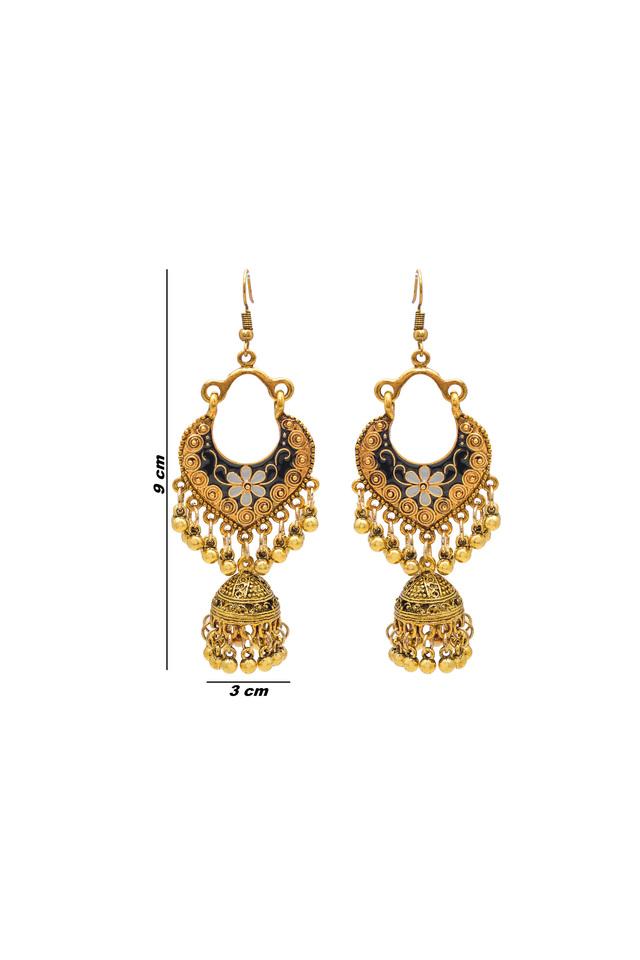 Fashionable deals gold earrings